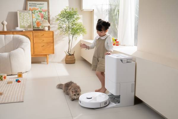 roborock vacuum child and pet