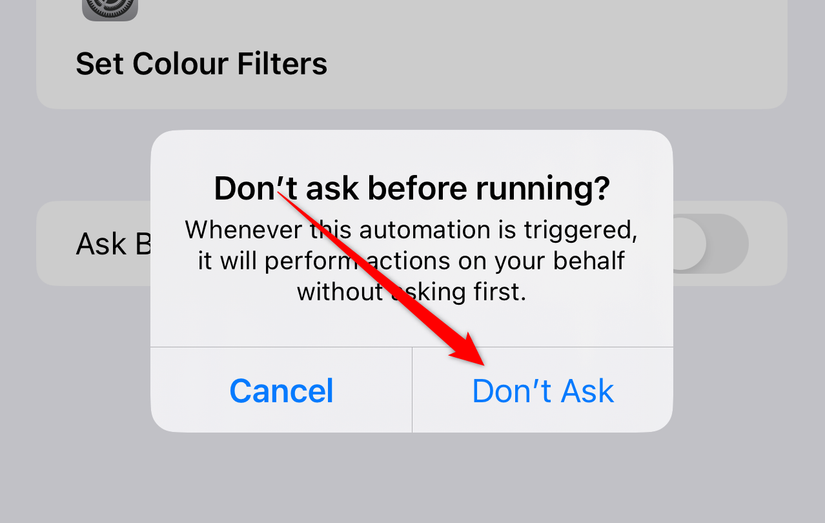 How to Turn Your iPhone Screen Black and White (And Why)