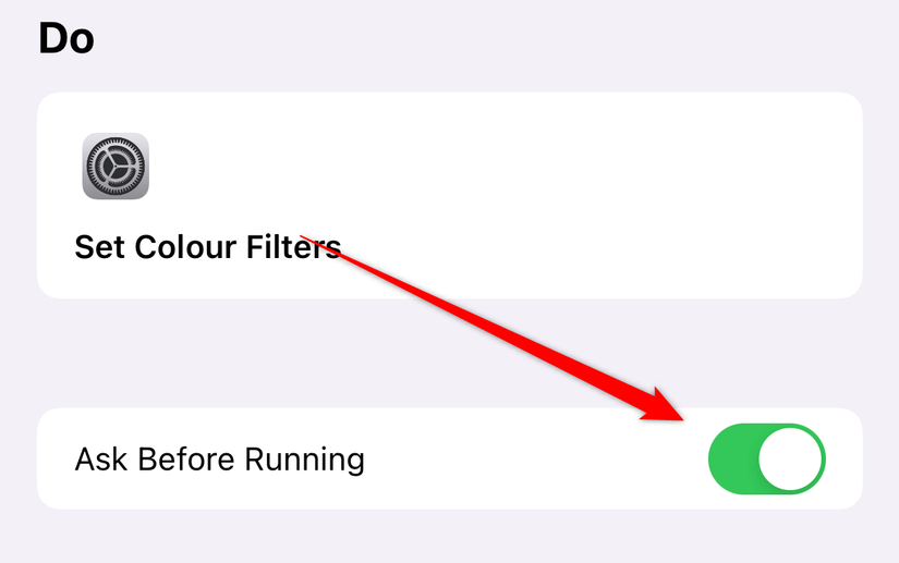 How to Turn Your iPhone Screen Black and White (And Why)