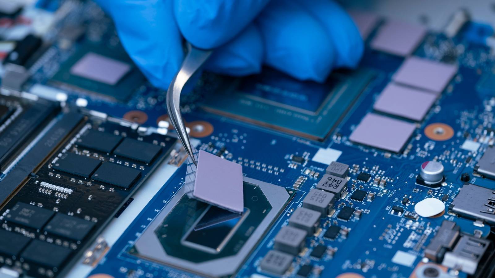 What Is a Graphene Thermal Pad and How Does It Work?