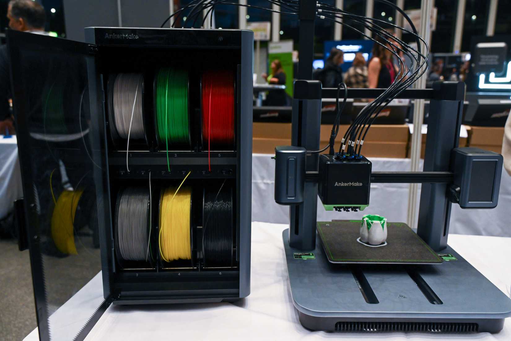 Ankermake Seis Bncos 3D Impressora na IFA 2023