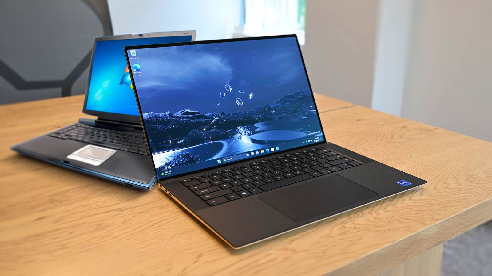 8 Signs You Need a New Laptop
