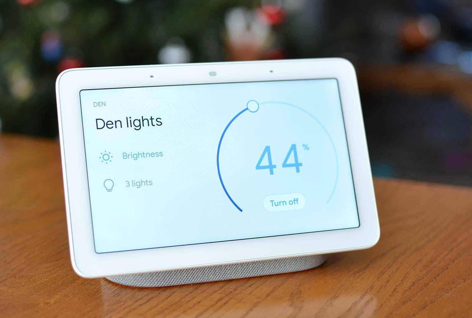 Gemini is Replacing Google Assistant on Smart Displays and Speakers