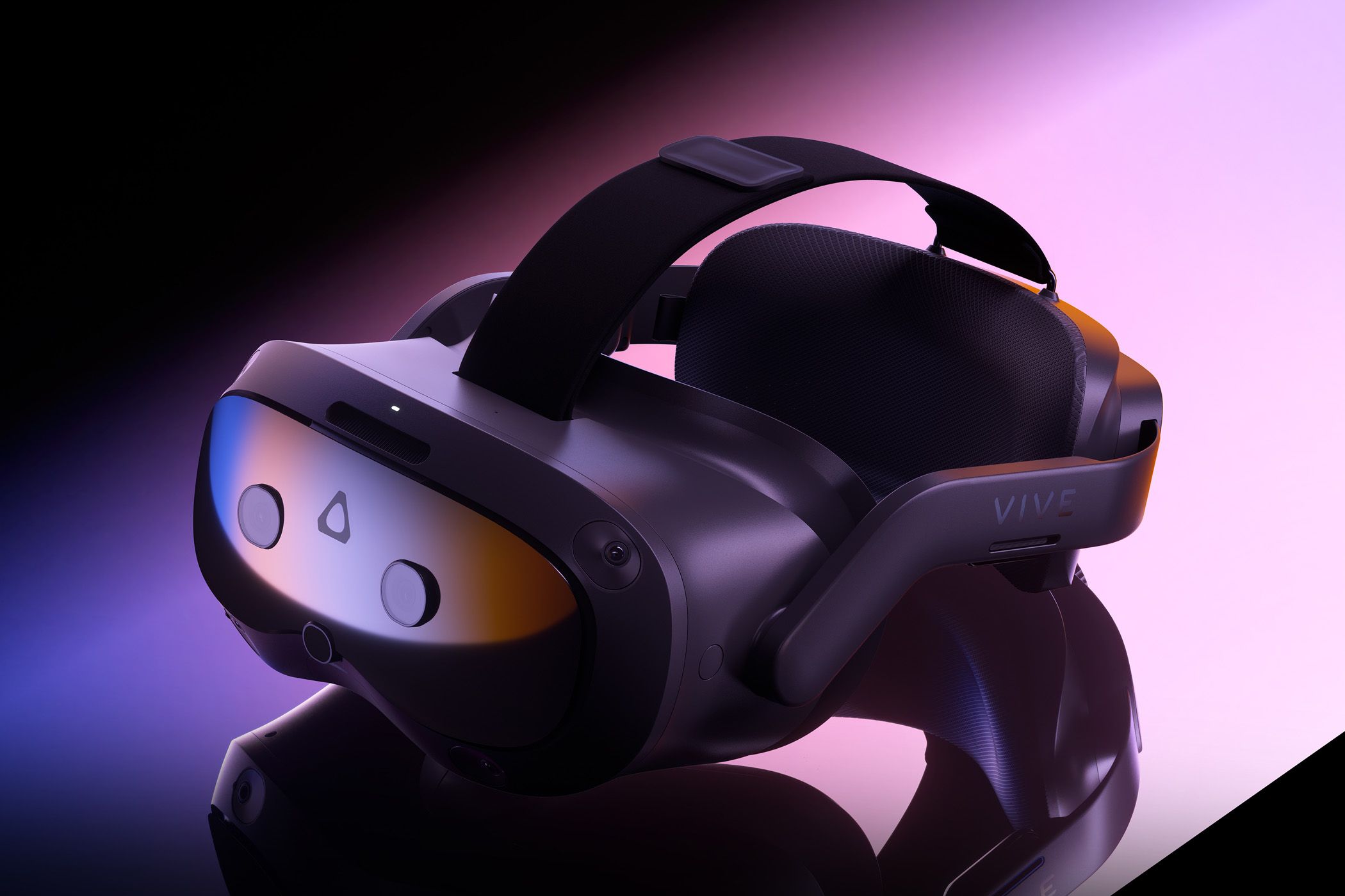PC周辺機器 HTC - HTC vive focus VR Amazon.com: HTC VIVE Focus 3 Business Virtual Reality