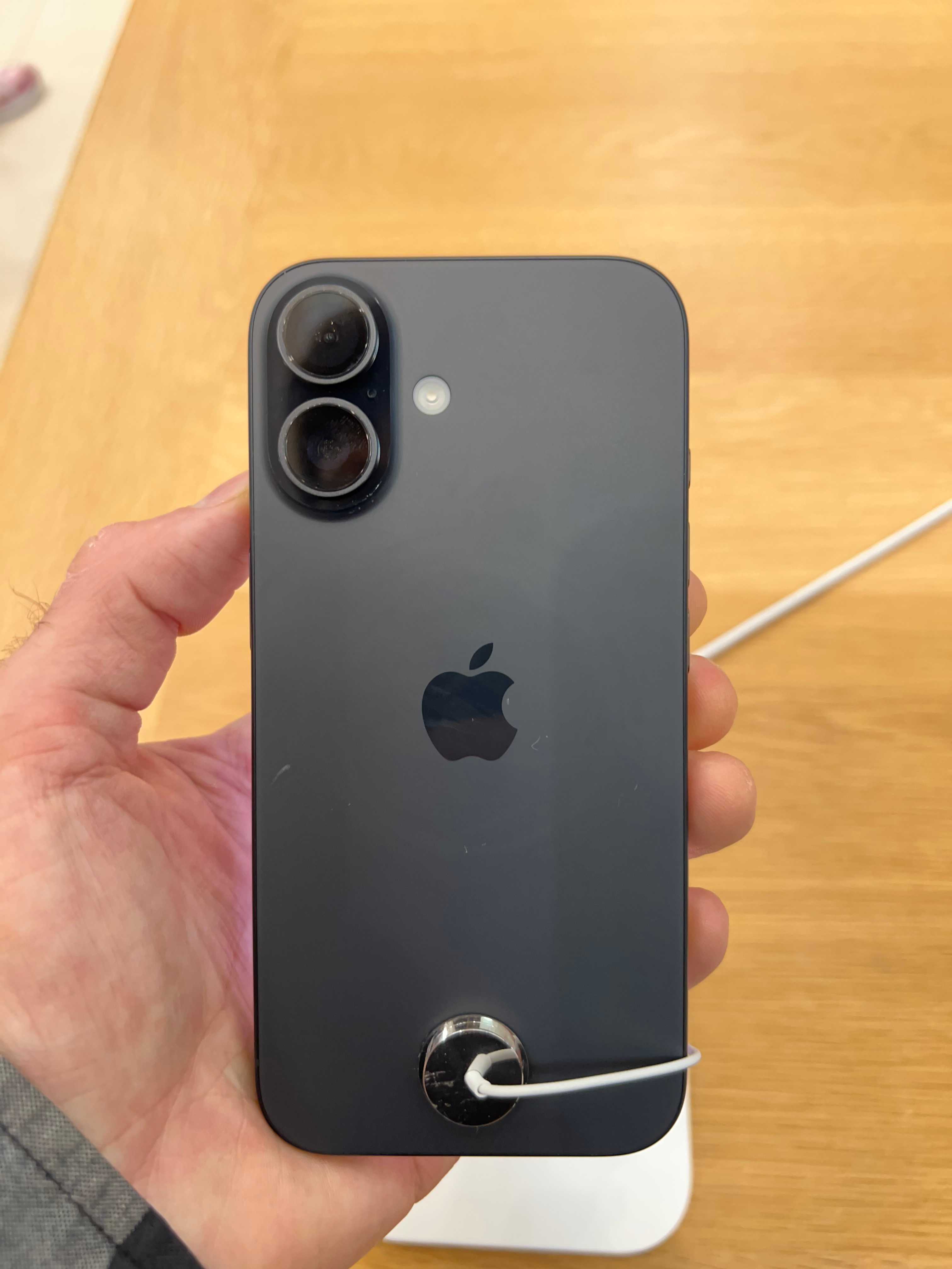 Here’s What the iPhone 16 Colors Actually Look Like