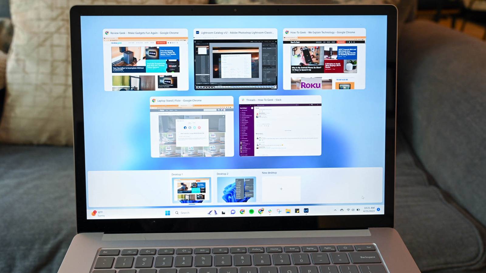 How I Use Windows 11's Snap Layouts to Streamline Multitasking
