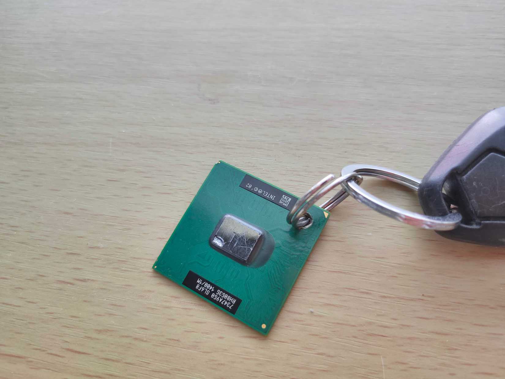 Intel Keychain I Turn Old Tech Into Keychain Charms (And You Can Too)
