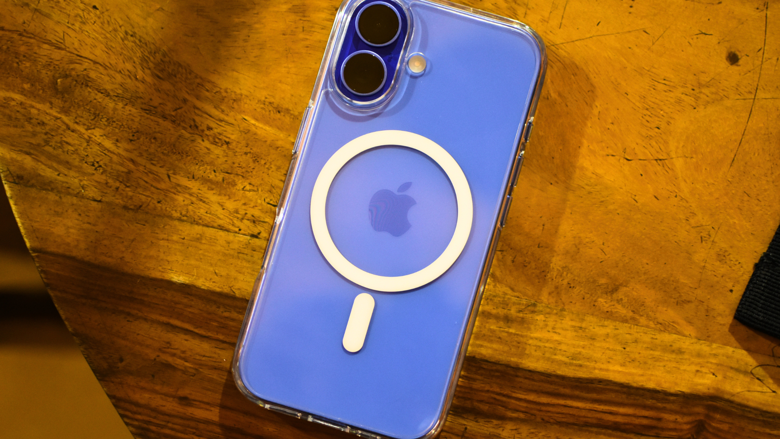 Cheap and Essential iPhone Accessories Everyone Should Know About