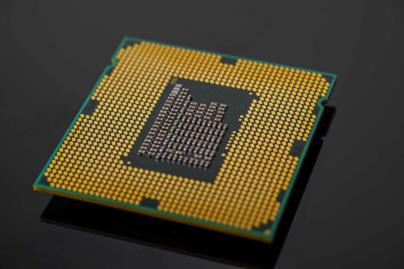 What Makes a Processor Great for Running Multiple Applications?