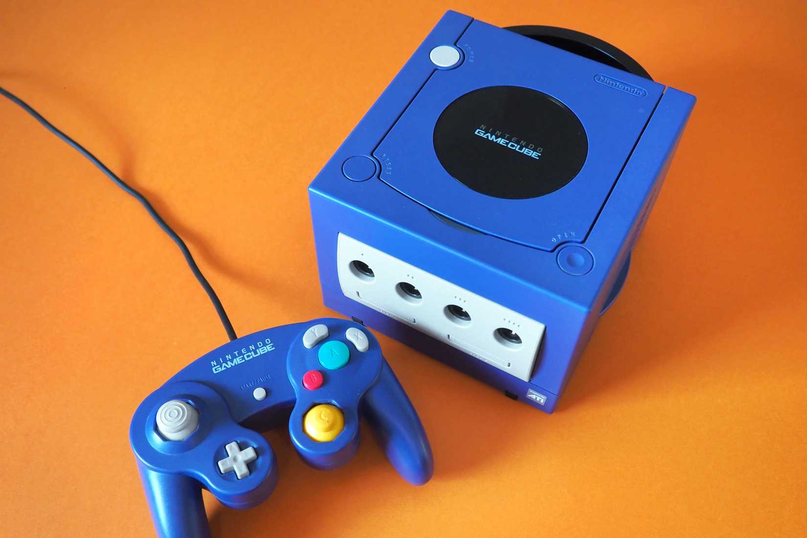 Gamecube Blue Color 7 Retro Consoles That Are Worth Collecting While You Still Can