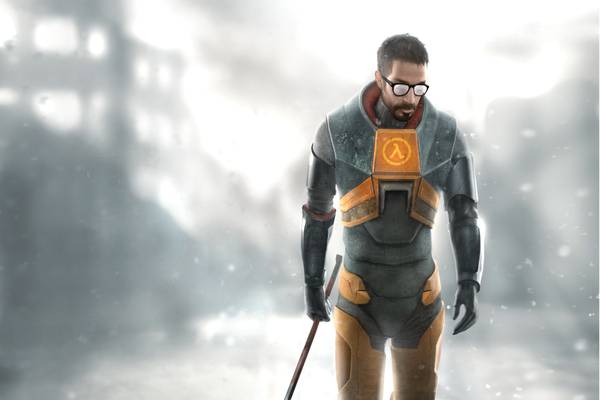 Half-Life 2 promotional image of Gordon Freeman with his signature crowbar.