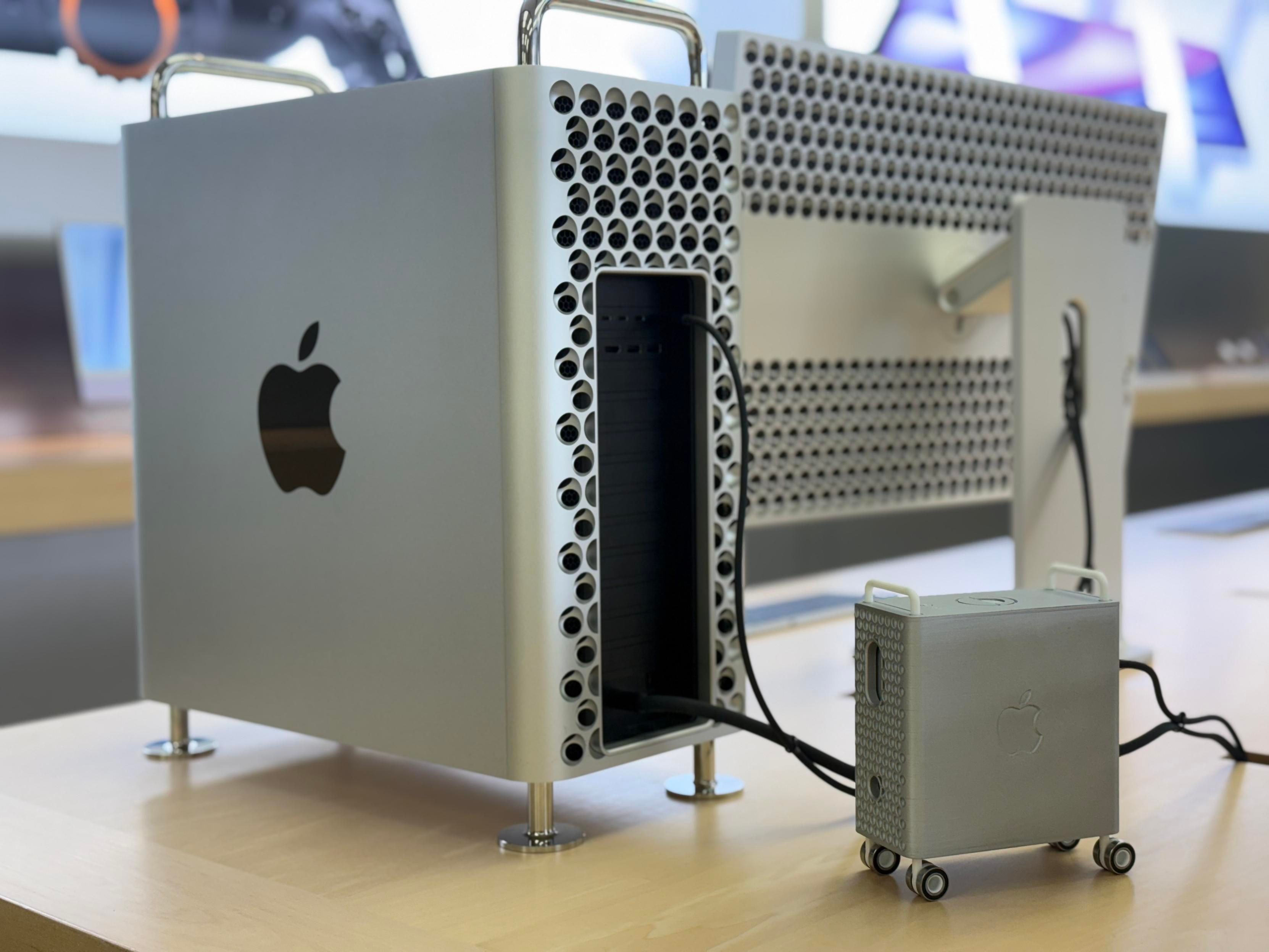 This 3D Print Turns Your Mac Mini Into a Tiny Mac Pro