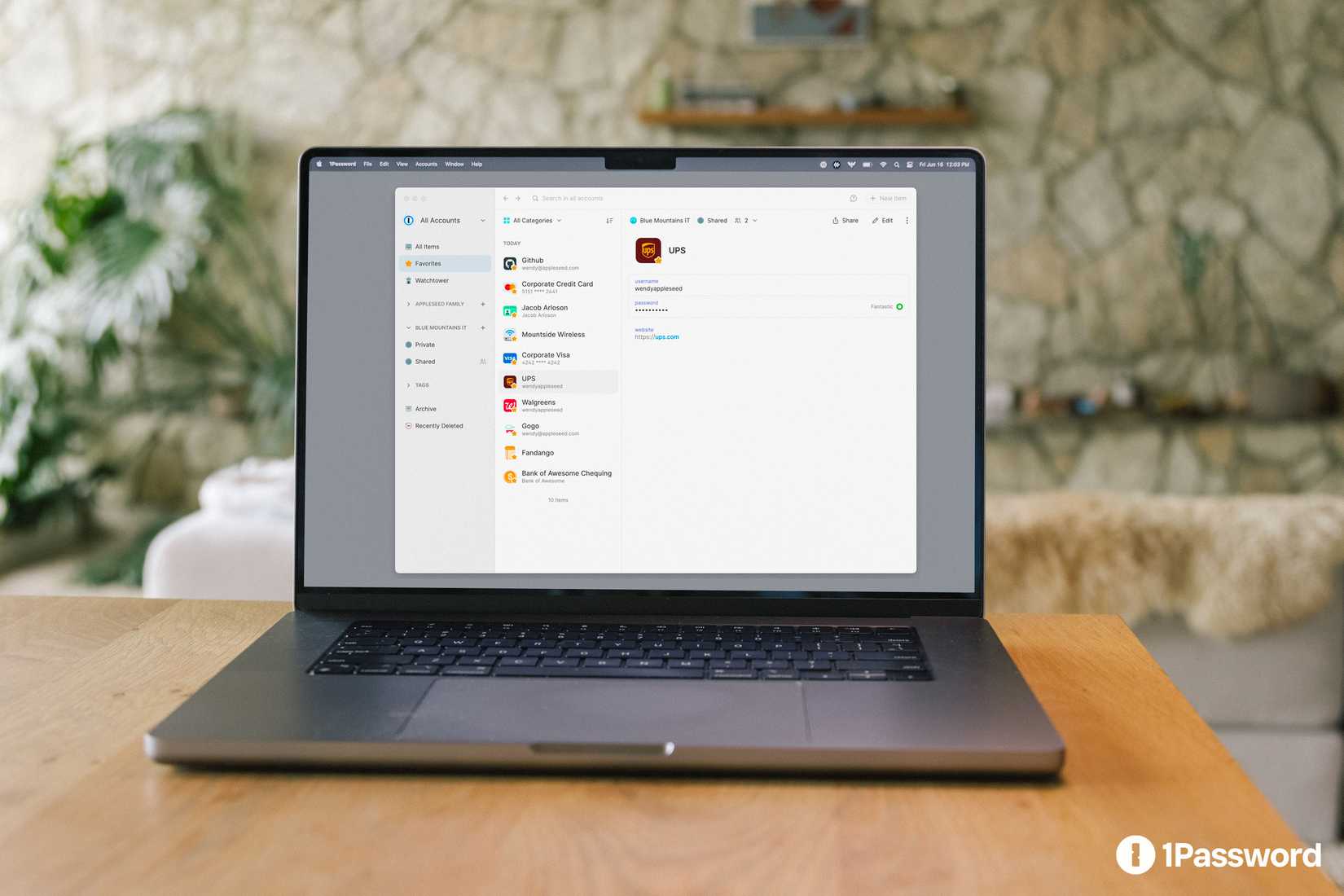 Uma foto do 1Password em um laptop.