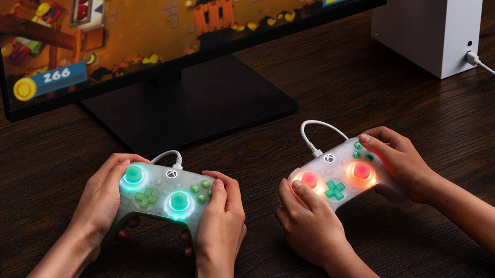 Little Game Controllers 8BitDo Just Made a Mini Xbox Controller