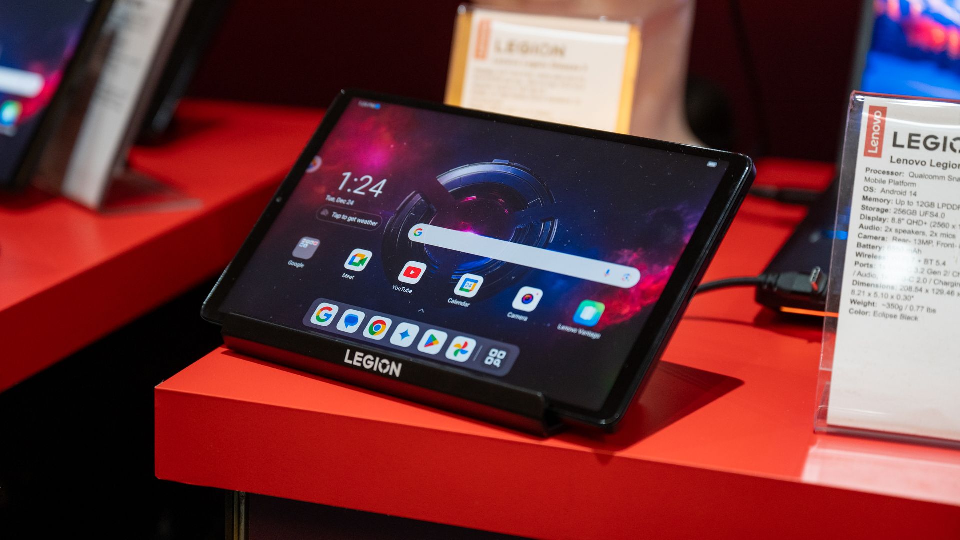 The Lenovo Legion Tab Is Not a Step Forward