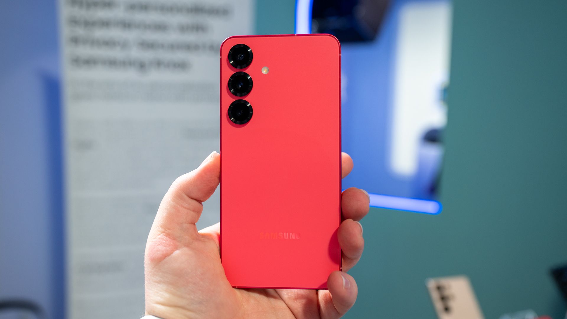 The Samsung Galaxy S25 and S25+ Are Here