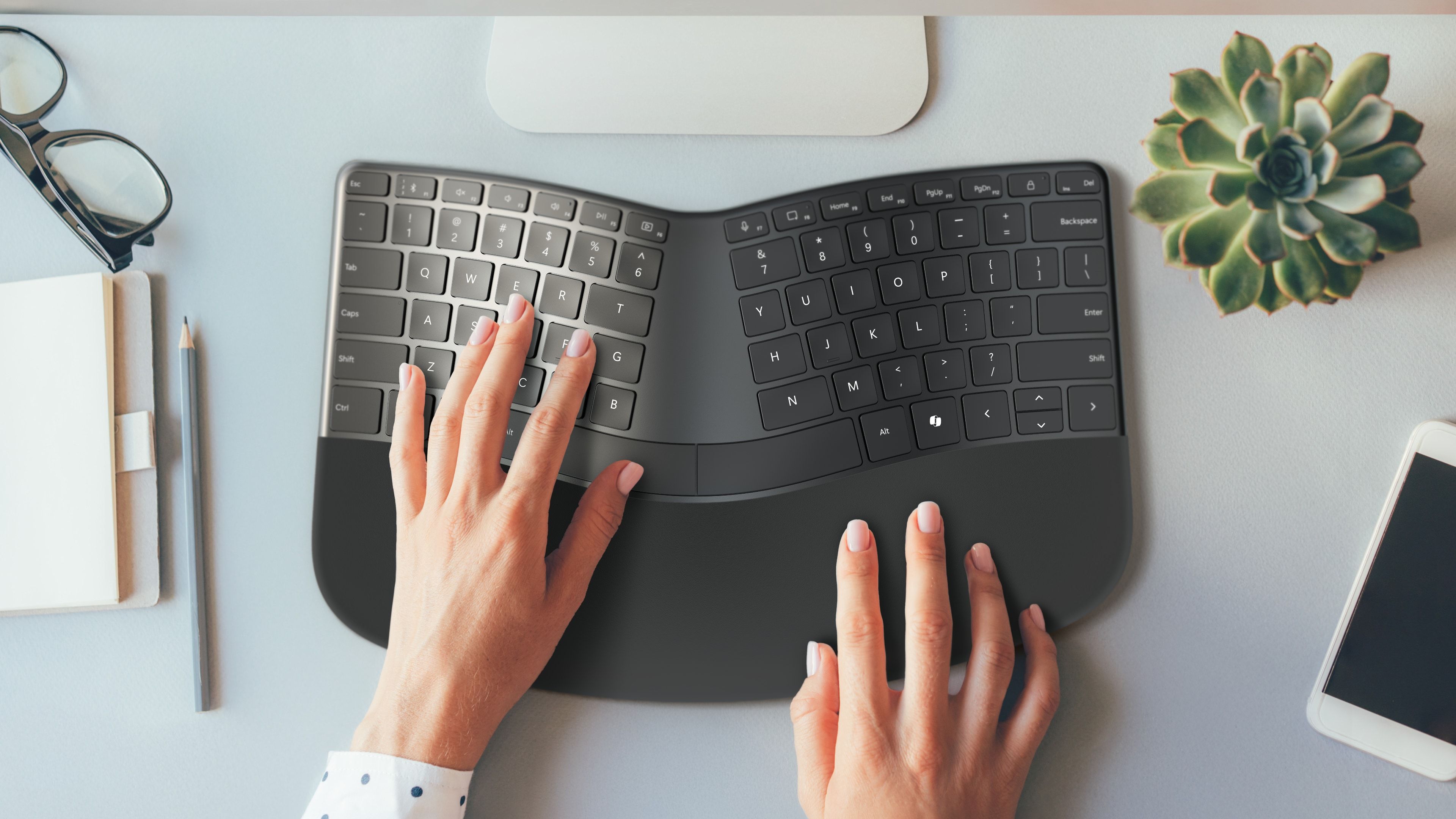 Incase Brings Microsoft's Ergonomic Keyboard Back From the Dead