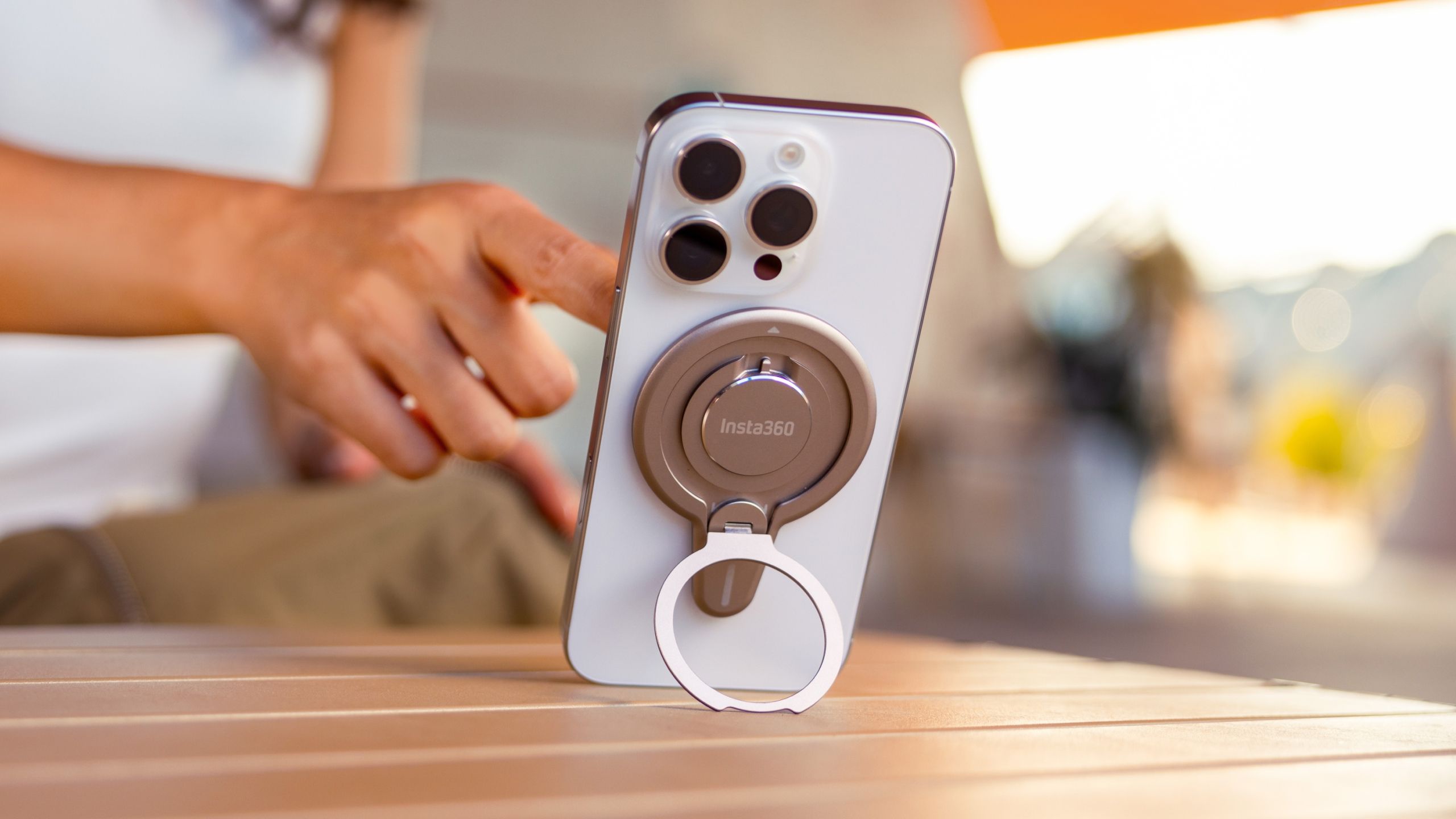 未開封⭐︎insta360 Flow Pro Buy Insta360 Flow Pro - AI Tracking Stabilizer - Insta360 Store