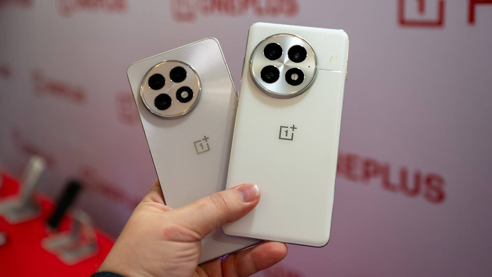 This Is the OnePlus 13 and OnePlus 13R