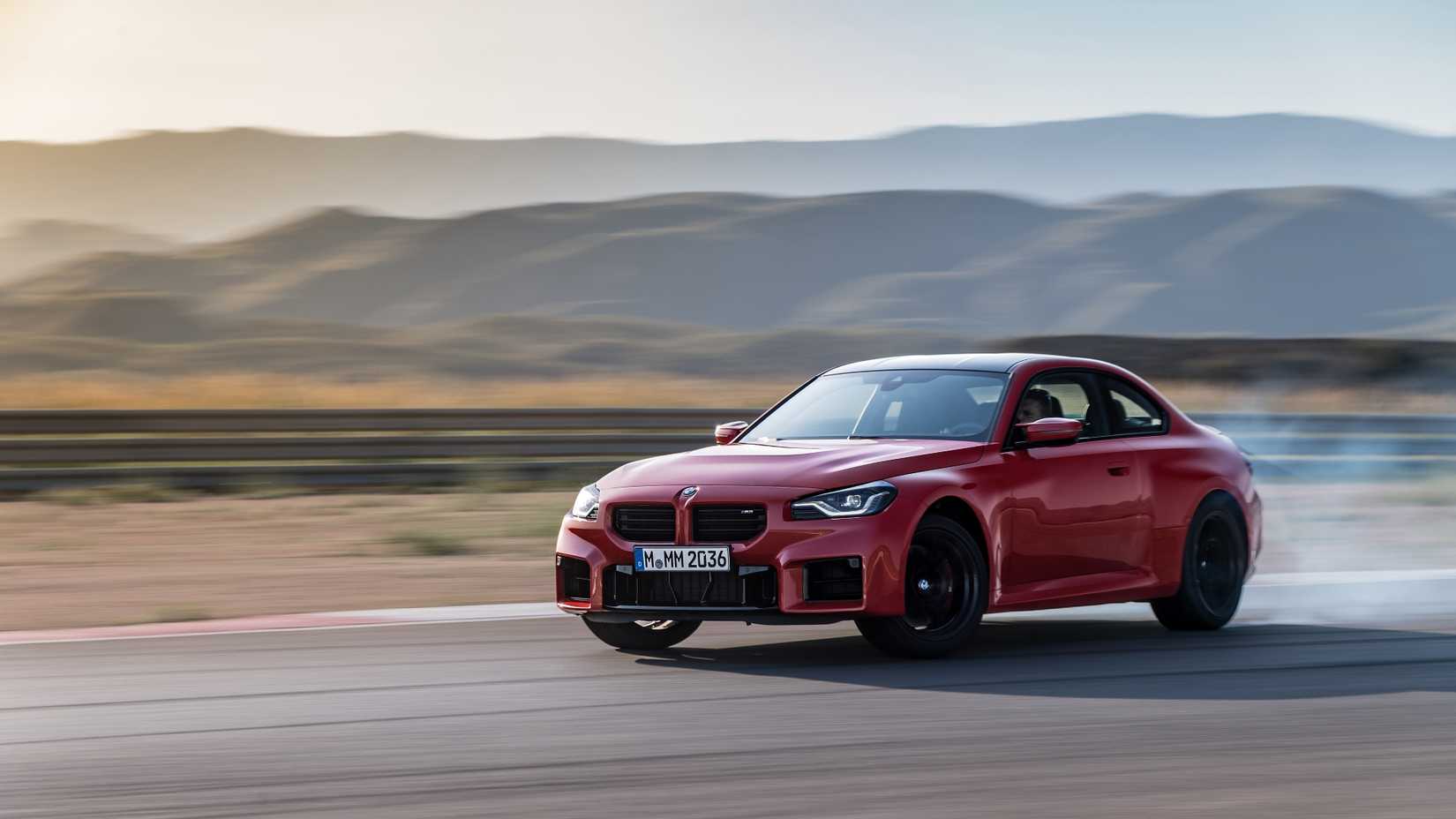 Avant 3/4 Action Shot of a 2025 BMW M2