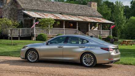 Lexus IS – photo 8