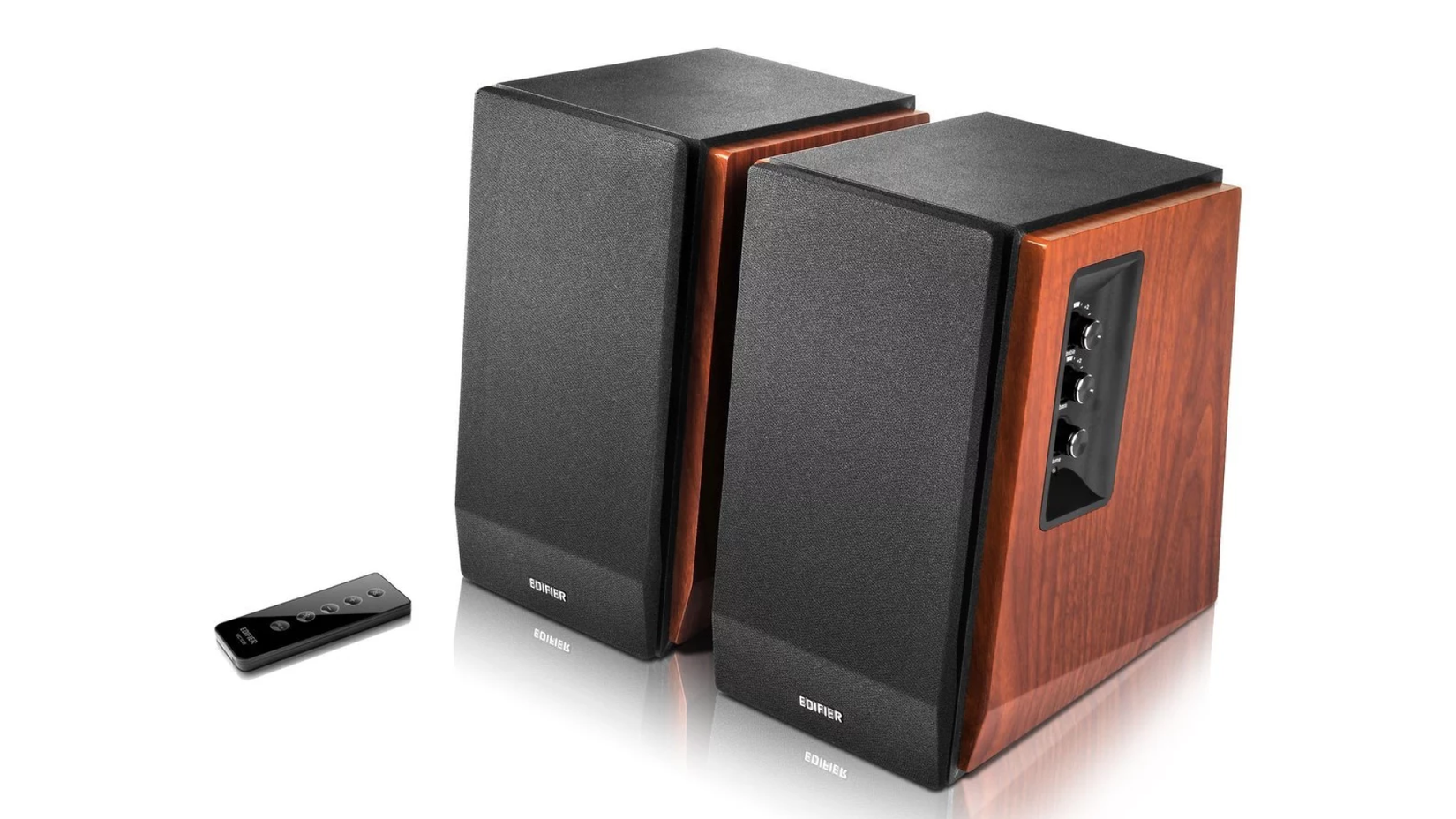 How My PC and Mac Share a Monitor and Keyboard (Without a KVM Switch)