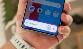 Google Gemini interface on the Samsung Galaxy S25 Ultra.