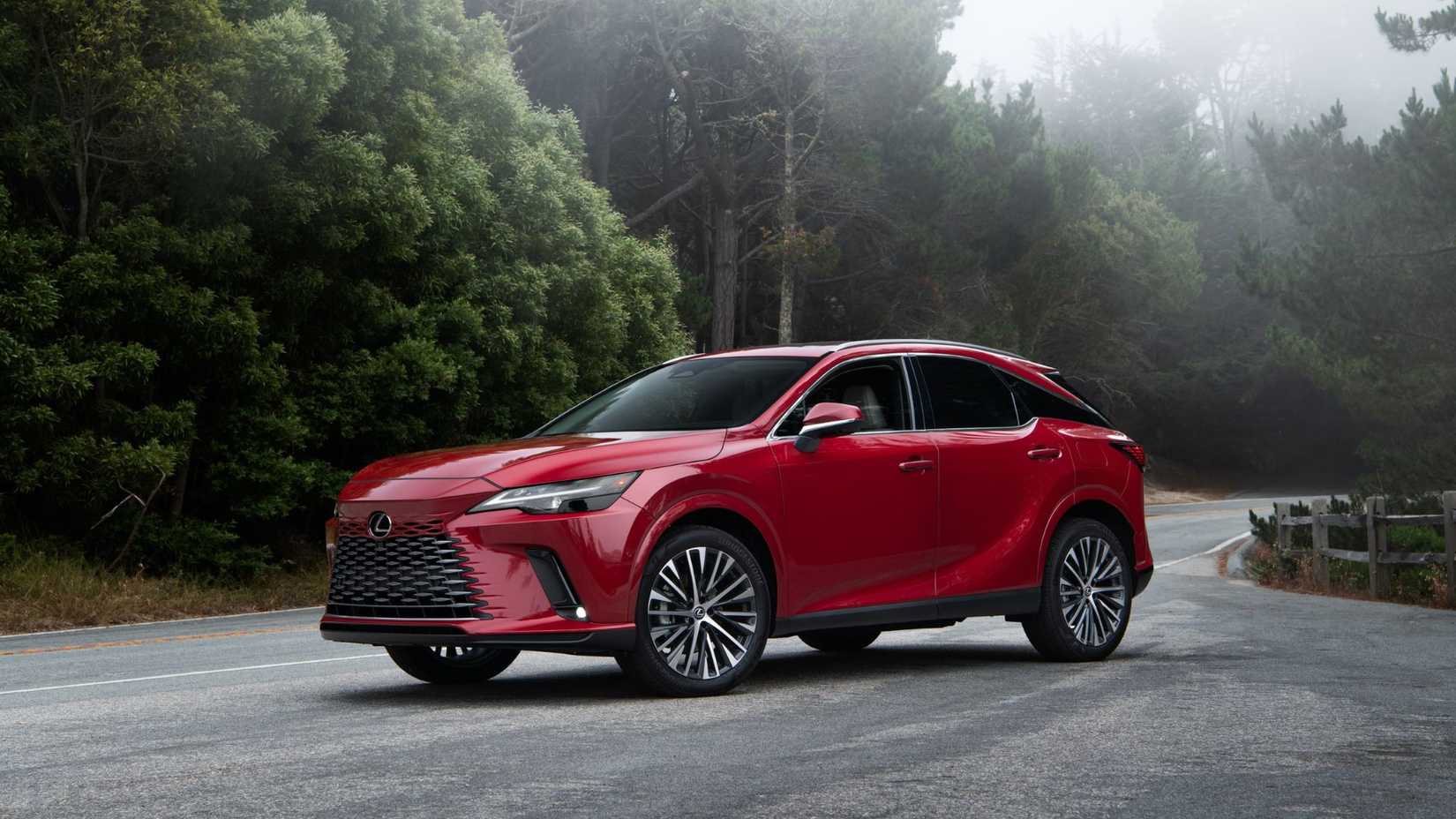 10 Toyota and Lexus Models That Compete With the World's Most Luxurious ...