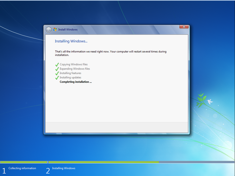 Windows 7 setup installation process in progress. 