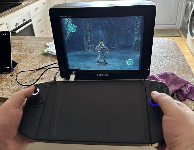 How an Old CRT Monitor Turned My Handheld PC Into the Perfect Retro PC ...