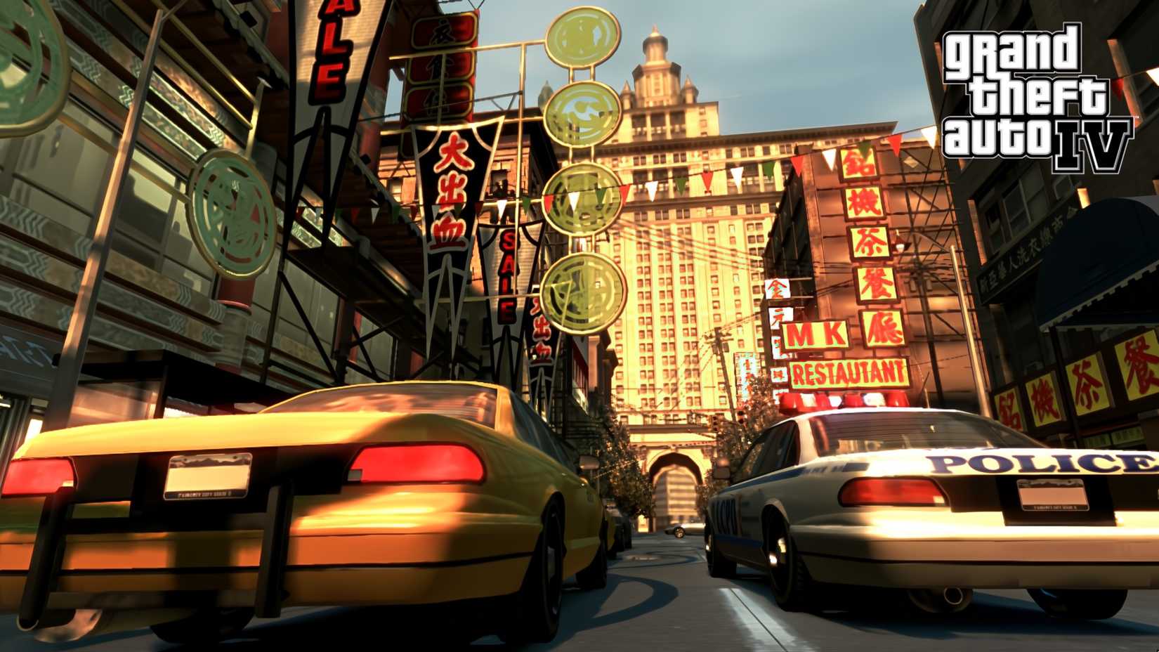 Grand Theft Auto IV Taxi next to police car in traffic in Liberty City.