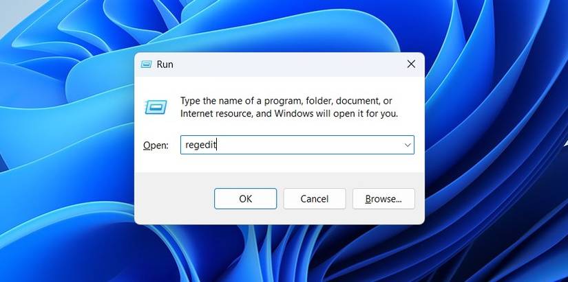Comando Regedit na caixa de diálogo Executar.