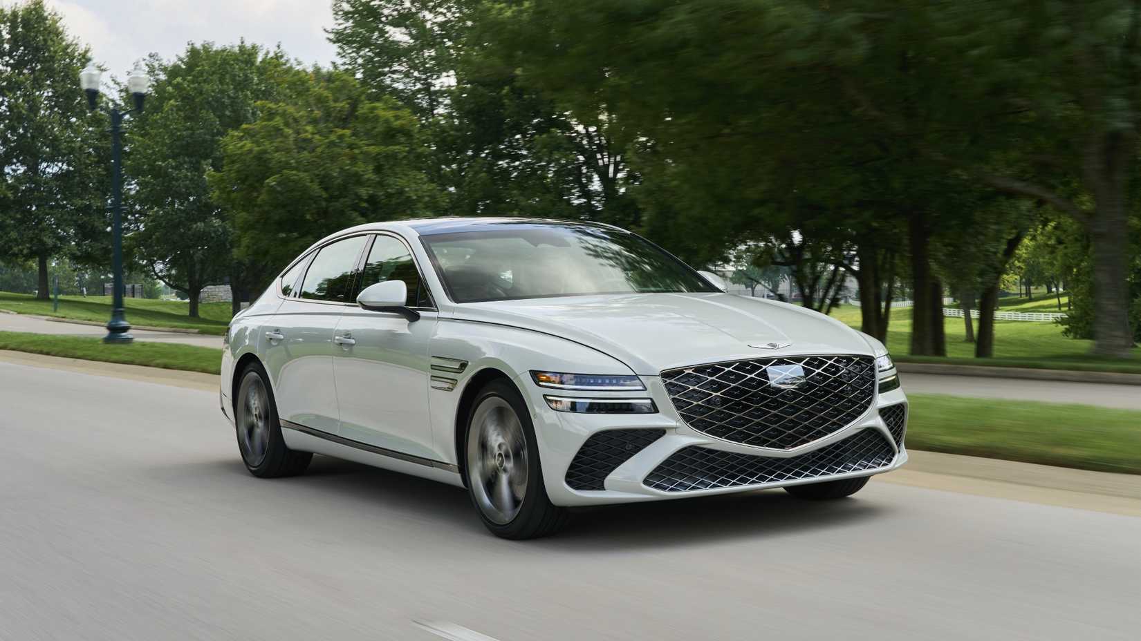 Genesis Class Forget the Mercedes E-Class–this Genesis sedan feels way more premium