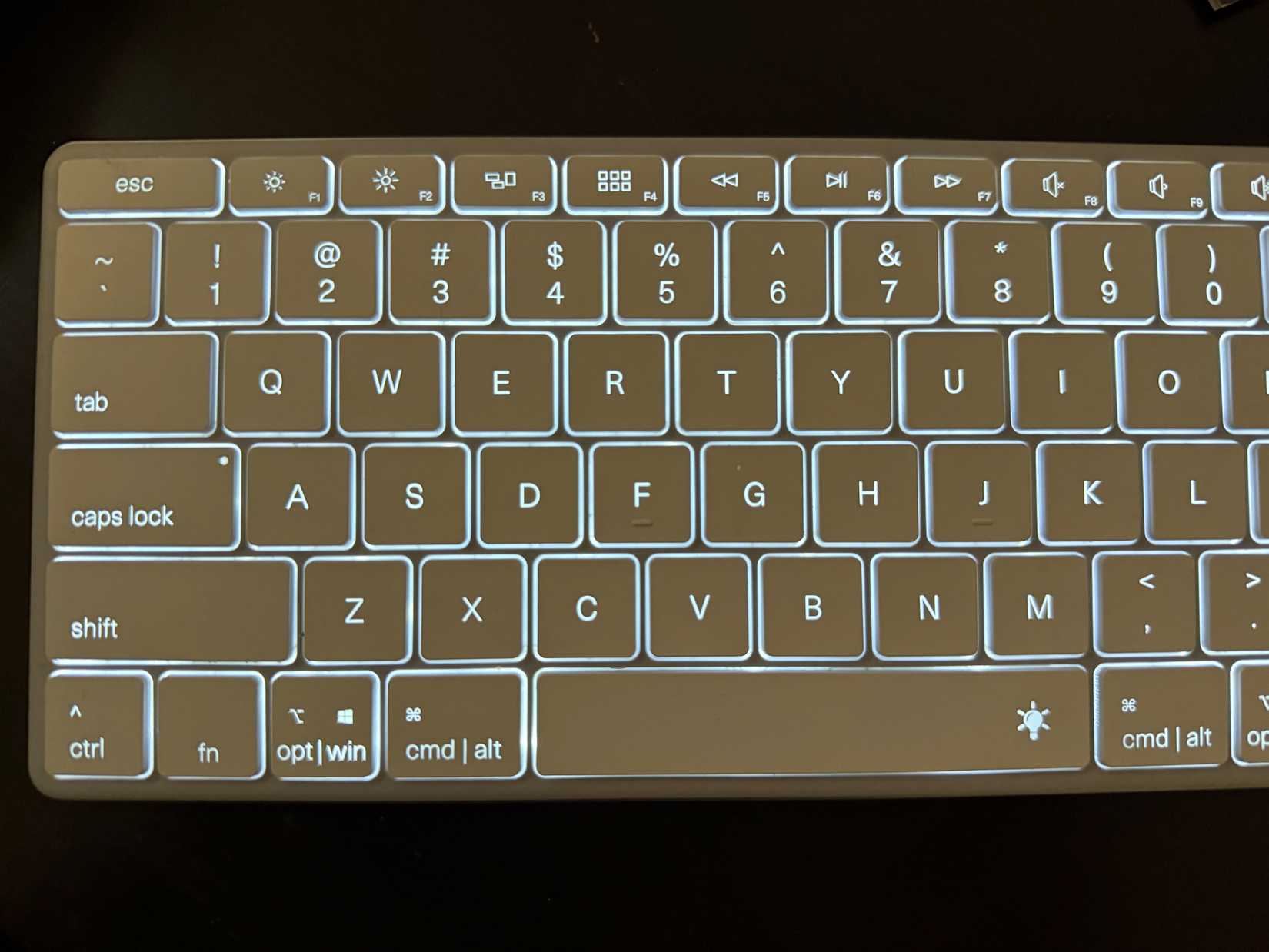 Hyper HyperSpace Bluetooth Wireless Keyboard: A Full-Sized Comfortable ...