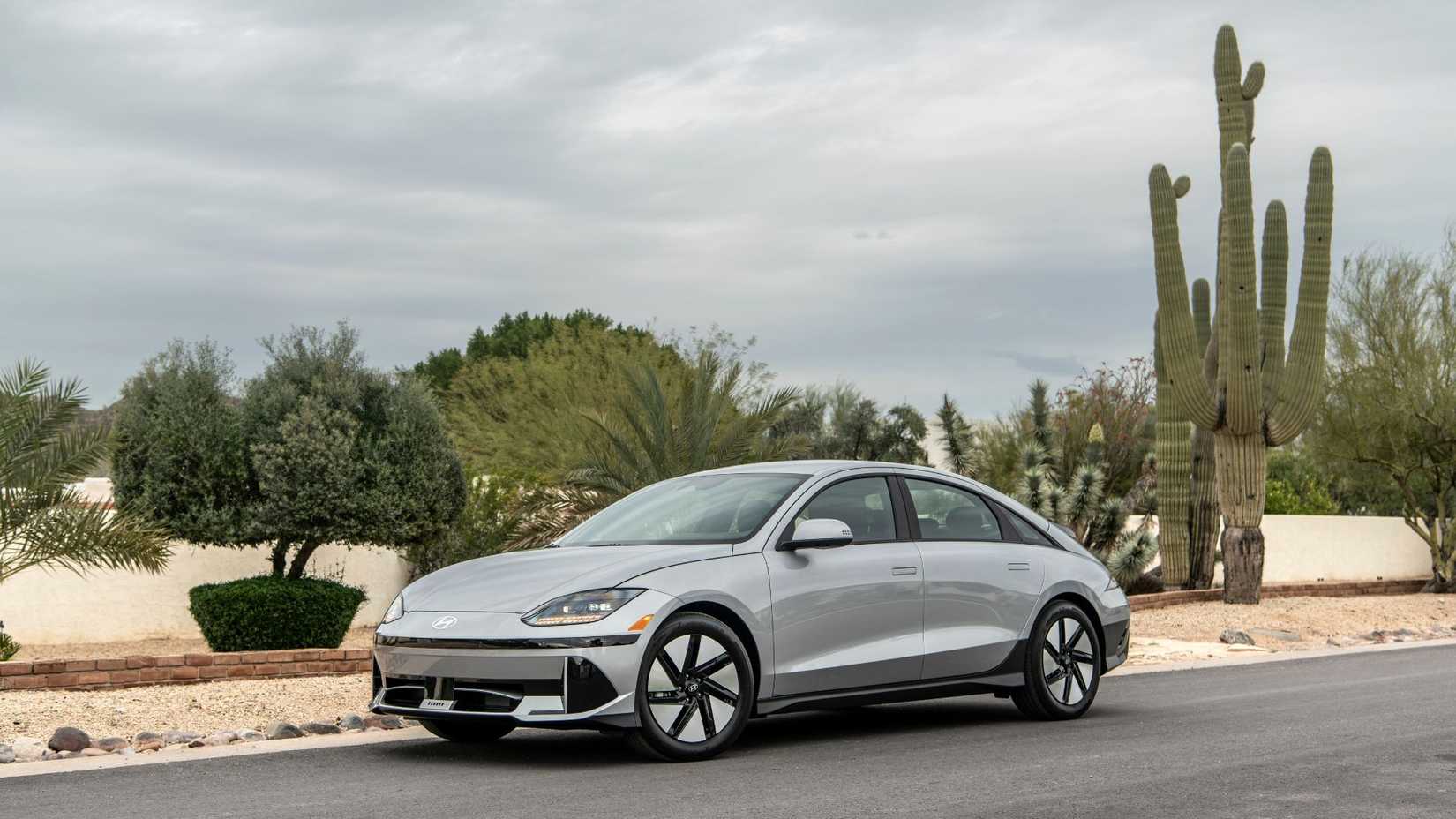 2025 Hyundai Ioniq 6 EV with a long-range aerodynamic design