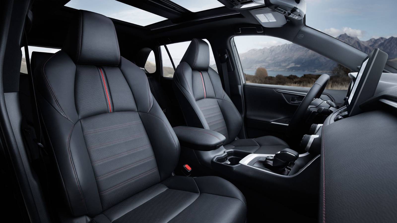 Americans keep choosing this older Japanese SUV