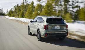 Rear 3/4 aciton shot of a 2024 Kia Sorento