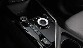 Close up of the center console in a 2025 Kia Niro