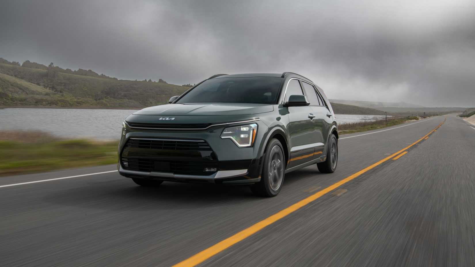 Front 3/4 action shot of a 2025 Kia Niro