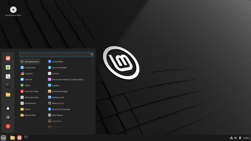 Linux Mint Live Desktop mostrando o menu lançador.