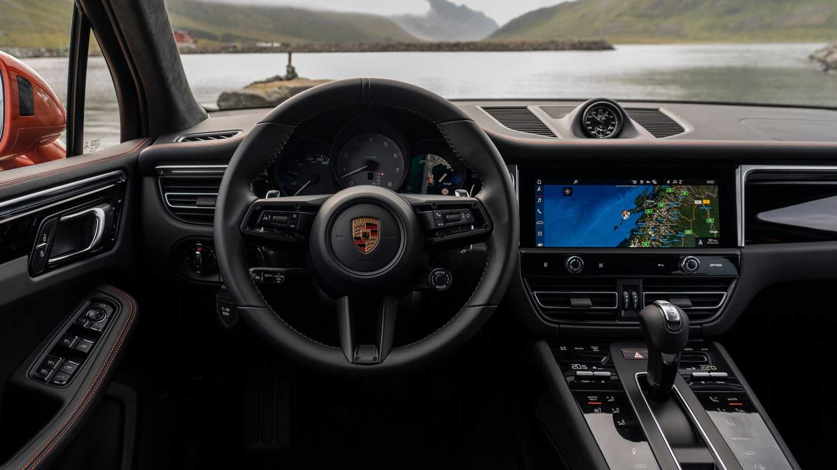 Close-up of the dashboard of the 2025 Porsche Macan