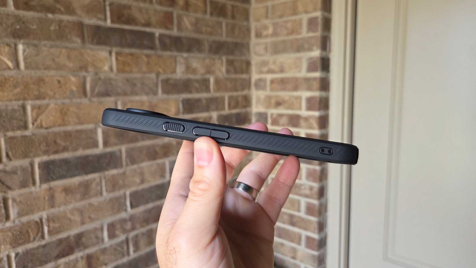 Patrón lateral y textura en una caja de armadura de aire líquido de espigeno. 