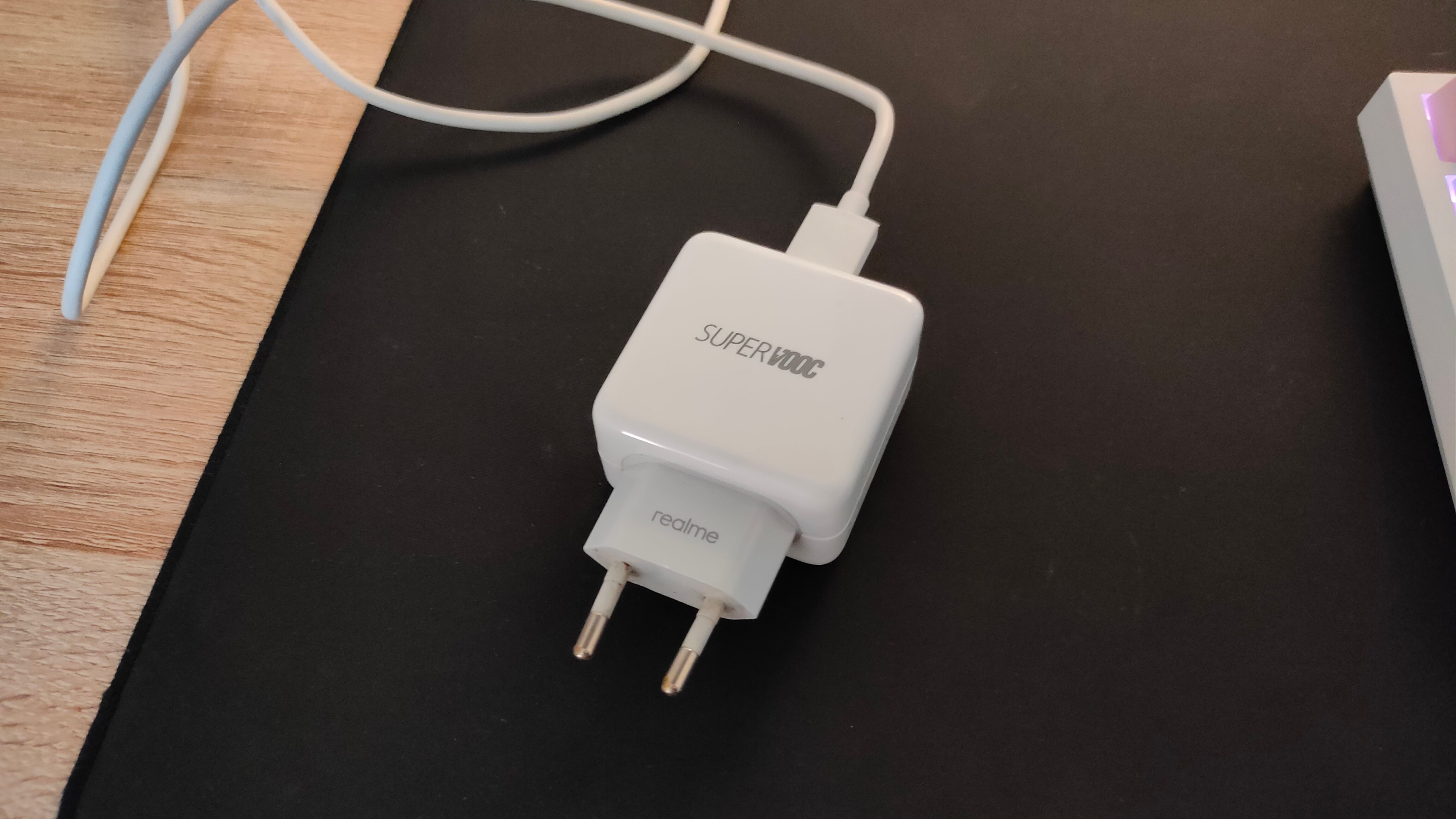 A 50W realme SuperVOOC fast charger.