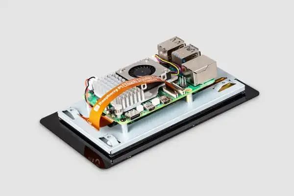 Raspberry Pi's New Official Touchscreen Is Smaller and Less Expensive