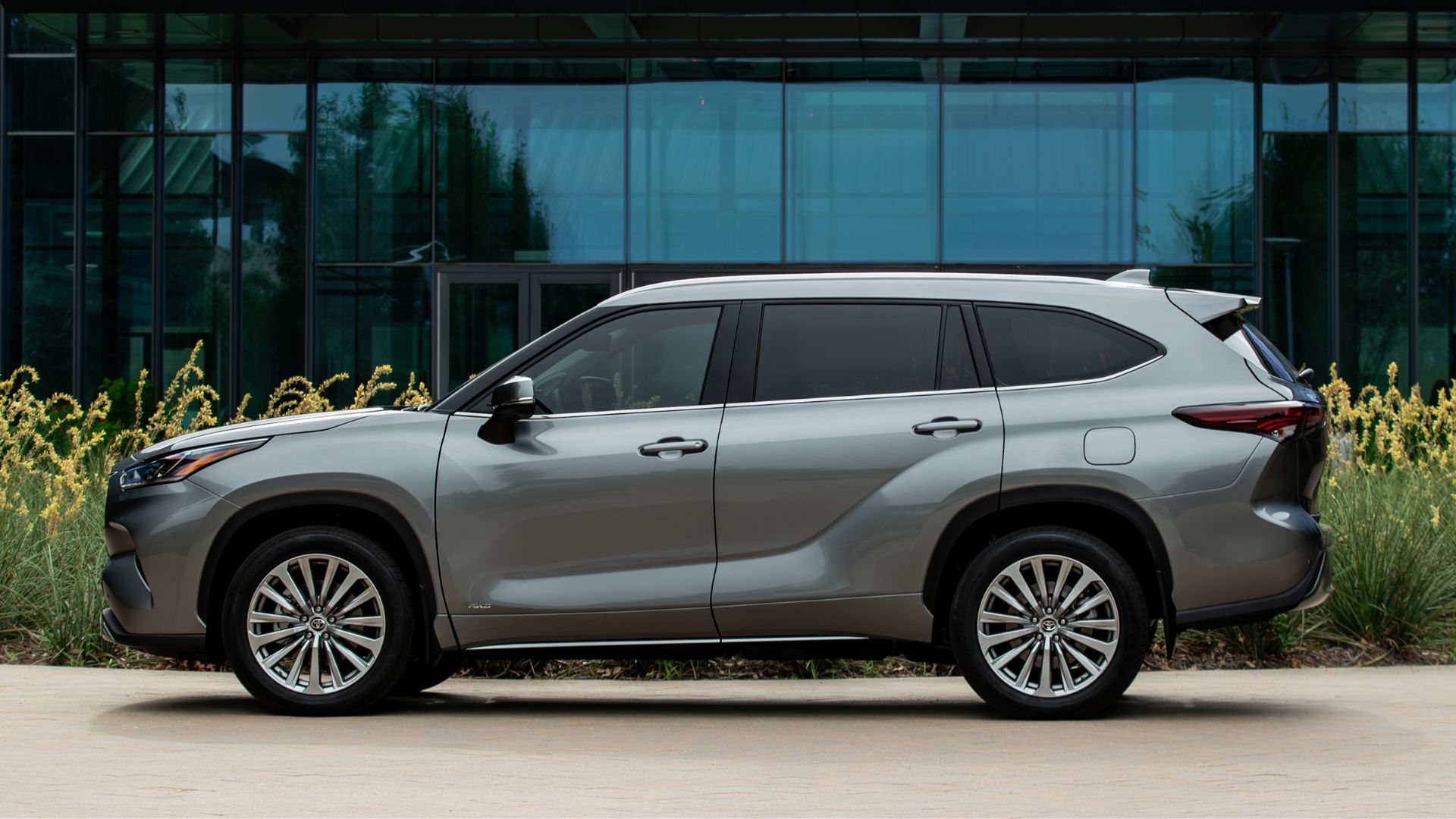 Why families keep coming back to the Toyota Highlander