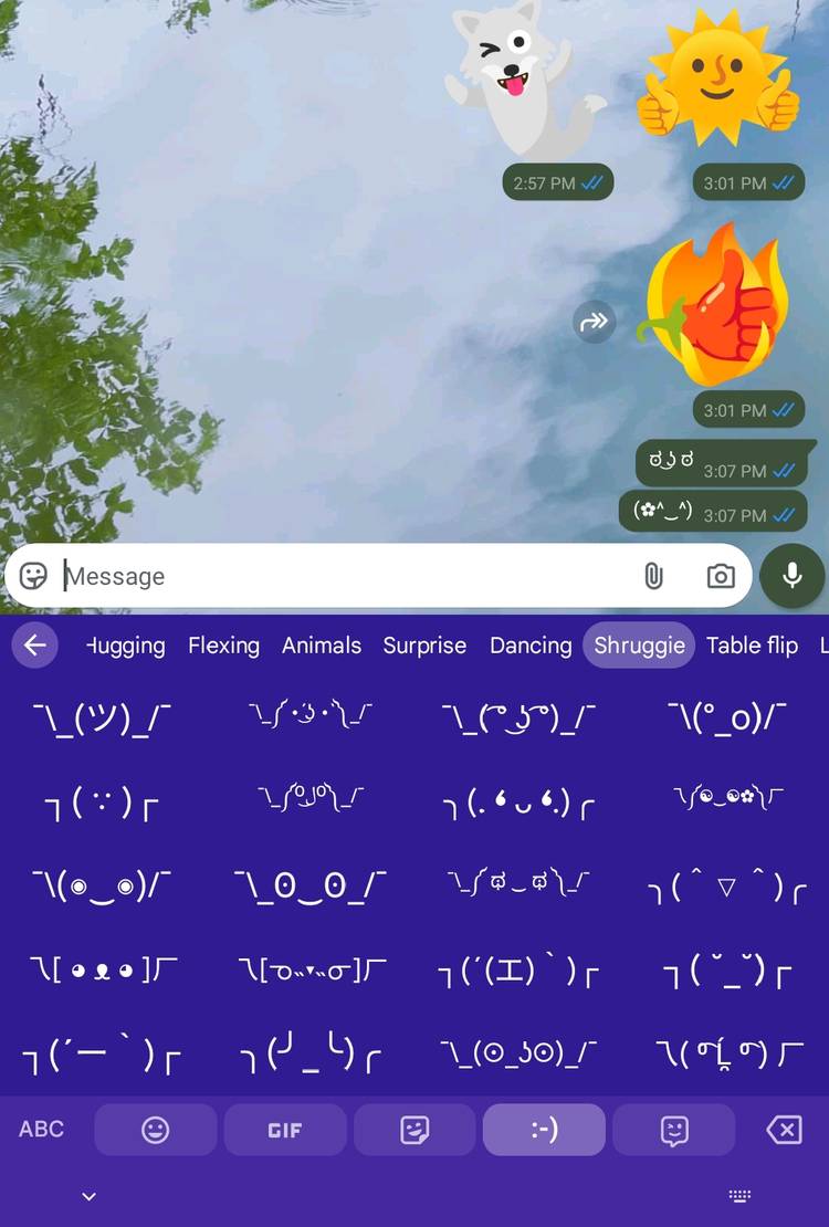 Permitindo emoticons com Gboard.