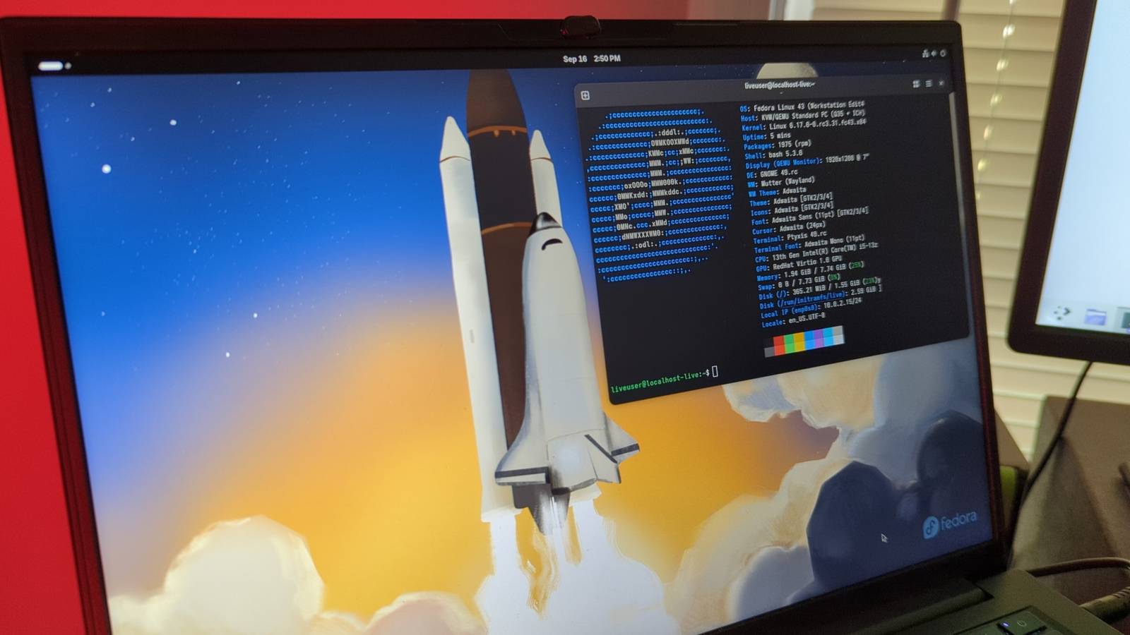 4 Fedora-based Linux distributions that are better than Fedora