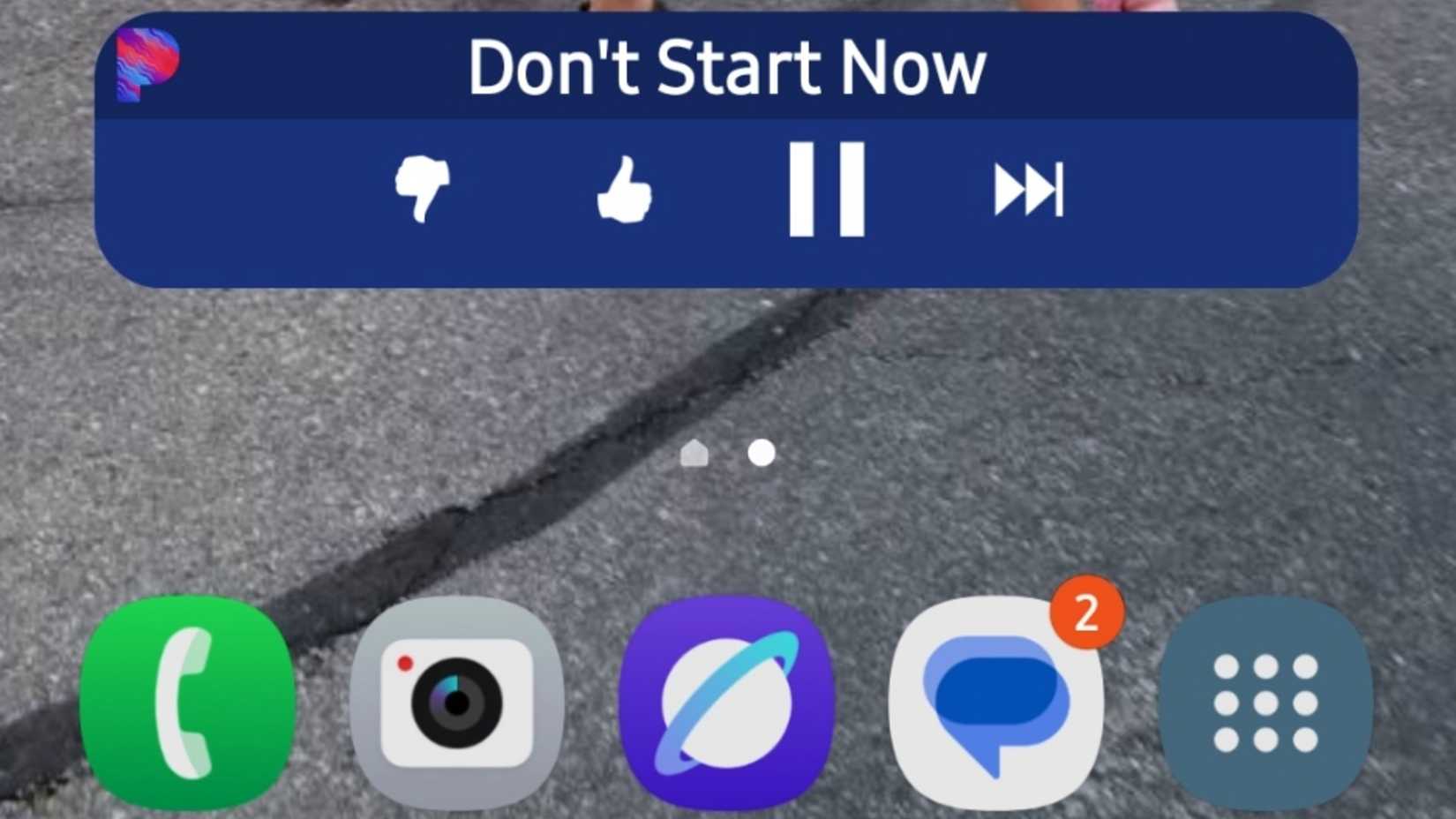 Pandora widget on an Android home screen