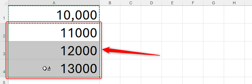 A ferramenta de pintor de formato é ativada no Excel e as células A2, A3 e A4 são selecionadas.
