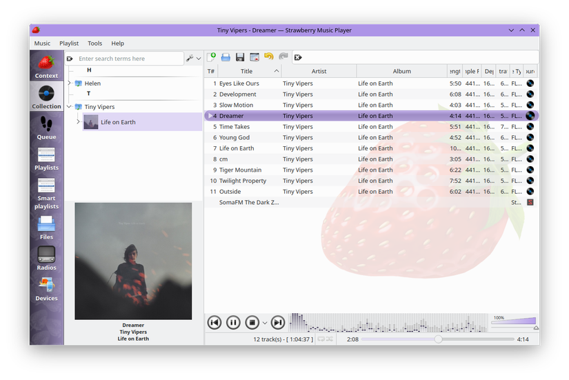 O aplicativo Music Music Strawberry tocando música de uma lista de reprodução.